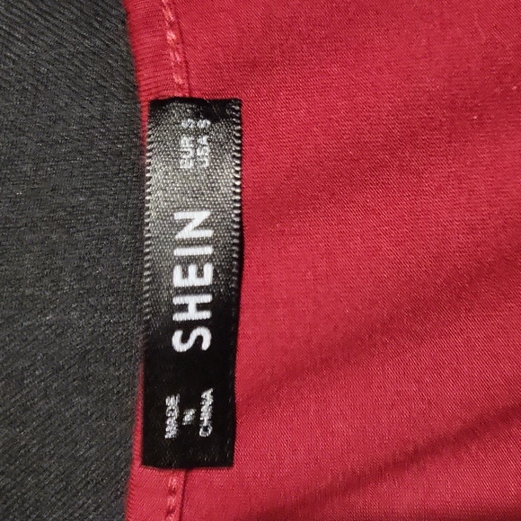 Sleeveless v-neck tunic - Shein - wine red - small - Picture 4 of 5